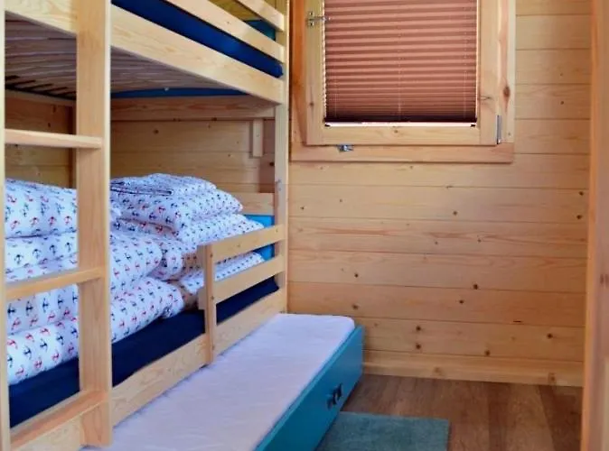 公寓 Letniskowe Artemi 罗威